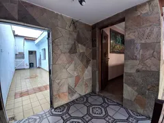 Casa com 2 Quartos para alugar, 267m² no Vila Campesina, Osasco - Foto 15