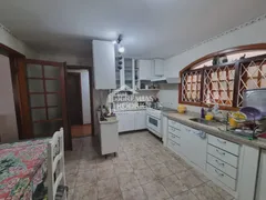 Casa com 4 Quartos à venda, 247m² no Vila Nova Suica, Campos do Jordão - Foto 8