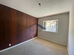 Casa com 3 Quartos à venda, 223m² no Castelanea, Petrópolis - Foto 8