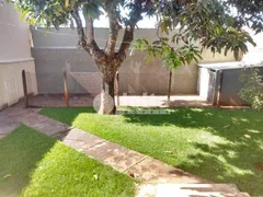 Casa com 4 Quartos à venda, 160m² no Cidade Jardim, Uberlândia - Foto 24