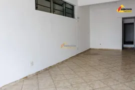 Loja / Salão / Ponto Comercial para alugar, 33m² no Santo Antonio, Divinópolis - Foto 4