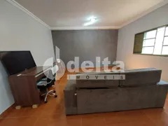 Casa com 3 Quartos à venda, 180m² no Granada, Uberlândia - Foto 3