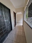 Casa com 3 Quartos para alugar, 121m² no Centro, Araraquara - Foto 4