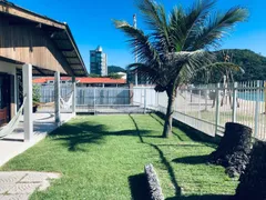 Casa com 3 Quartos para alugar, 100m² no Ilhota, Itapema - Foto 2