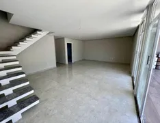 Casa de Condomínio com 3 Quartos à venda, 200m² no Vargem Pequena, Rio de Janeiro - Foto 2