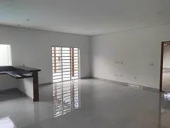Casa com 3 Quartos à venda, 255m² no Goiabeiras, Cuiabá - Foto 12