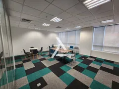 Conjunto Comercial / Sala para alugar, 228m² no Pinheiros, São Paulo - Foto 4