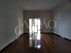 Apartamento com 4 Quartos para alugar, 230m² no Sao Sebastiao, Barbacena - Foto 6