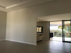 Casa de Condomínio com 3 Quartos à venda, 320m² no Terras de Itaici, Indaiatuba - Foto 2