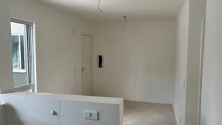 Apartamento com 2 Quartos para alugar, 40m² no Moradias Bom Jesus, Campo Largo - Foto 13