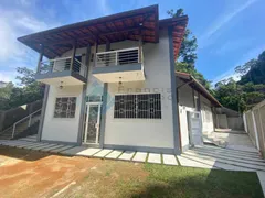 Casa de Condomínio com 4 Quartos à venda, 230m² no Carlos Guinle, Teresópolis - Foto 2