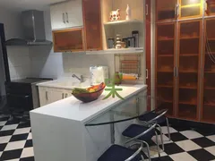 Apartamento com 3 Quartos para alugar, 246m² no Jardim Morumbi, São Paulo - Foto 15