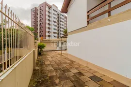Casa com 3 Quartos à venda, 252m² no Jardim São Pedro, Porto Alegre - Foto 48