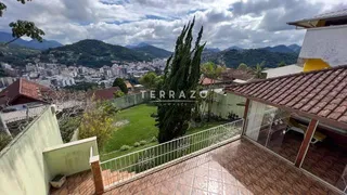 Casa com 3 Quartos à venda, 285m² no Fazendinha, Teresópolis - Foto 23