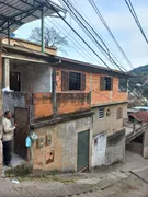 Casa com 3 Quartos à venda, 200m² no Mosela, Petrópolis - Foto 3