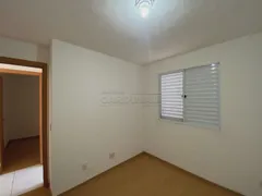 Apartamento com 2 Quartos para alugar, 40m² no Residencial Monsenhor Romeu Tortorelli, São Carlos - Foto 4