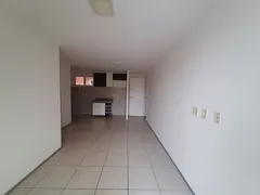 Apartamento com 3 Quartos para alugar, 70m² no Passaré, Fortaleza - Foto 5