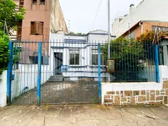 Casa com 2 Quartos para alugar, 162m² no Santa Cecília, Porto Alegre - Foto 1