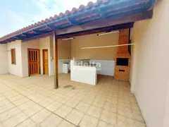 Casa com 4 Quartos à venda, 242m² no Umuarama, Uberlândia - Foto 24