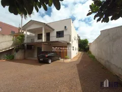 Sobrado com 3 Quartos à venda, 253m² no Santa Felicidade, Cascavel - Foto 2