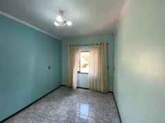 Sobrado com 5 Quartos à venda, 220m² no Iririú, Joinville - Foto 51