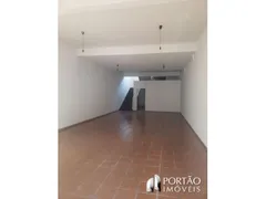 Casa Comercial com 4 Quartos para alugar, 200m² no Centro, Bauru - Foto 1