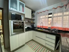 Casa com 4 Quartos à venda, 271m² no Jardim Marivan, Araraquara - Foto 8