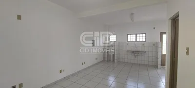 Conjunto Comercial / Sala para alugar, 30m² no Quilombo, Cuiabá - Foto 4