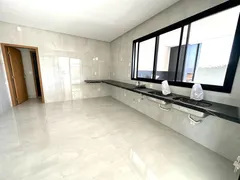 Casa de Condomínio com 5 Quartos à venda, 496m² no Alphaville Ipês, Goiânia - Foto 4