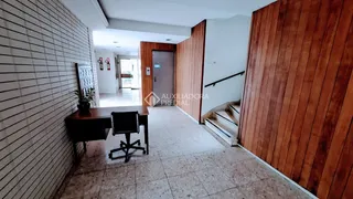 Apartamento com 2 Quartos à venda, 78m² no Centro Histórico, Porto Alegre - Foto 2