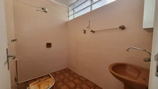 Casa Comercial para alugar, 138m² no Centro, Itatiba - Foto 13