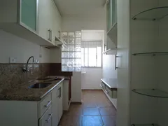 Apartamento com 3 Quartos para alugar, 65m² no Vila Camilopolis, Santo André - Foto 2