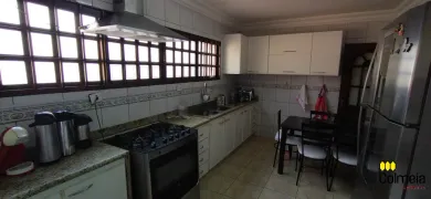 Casa com 4 Quartos para alugar, 353m² no Vila Antonio Vendas, Campo Grande - Foto 12