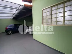 Casa com 3 Quartos à venda, 180m² no Alto Umuarama, Uberlândia - Foto 2