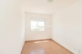 Apartamento com 3 Quartos para alugar, 66m² no Humaitá, Porto Alegre - Foto 12