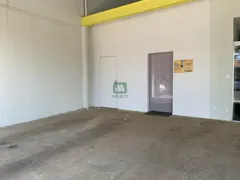 Loja / Salão / Ponto Comercial com 4 Quartos para alugar, 70m² no Nossa Senhora Aparecida, Uberlândia - Foto 3