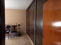 Casa com 3 Quartos à venda, 235m² no Parque Residencial Cidade Universitaria, Ribeirão Preto - Foto 9