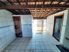 Casa com 3 Quartos para alugar, 200m² no Tibery, Uberlândia - Foto 18