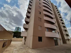 Apartamento com 3 Quartos para alugar, 90m² no Vila Augusta, Sorocaba - Foto 2