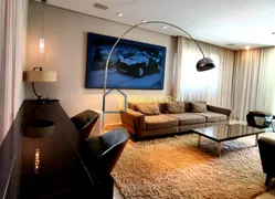 Apartamento com 4 Quartos para venda ou aluguel, 242m² no Belvedere, Belo Horizonte - Foto 8