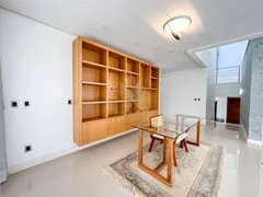 Casa de Condomínio com 5 Quartos para venda ou aluguel, 607m² no Condominio Figueira Garden, Atibaia - Foto 33