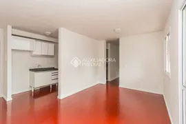 Apartamento com 3 Quartos para alugar, 71m² no Humaitá, Porto Alegre - Foto 4