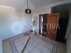 Casa com 3 Quartos para alugar, 200m² no Tibery, Uberlândia - Foto 9