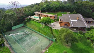 Casa com 5 Quartos para venda ou aluguel, 500m² no Alto da Boa Vista, Campos do Jordão - Foto 2