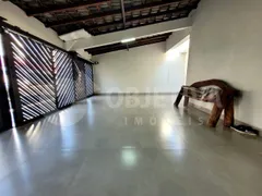 Casa com 3 Quartos à venda, 285m² no Brasil, Uberlândia - Foto 44