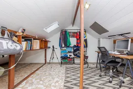 Sobrado com 3 Quartos à venda, 130m² no Orleans, Curitiba - Foto 31