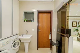 Casa Comercial com 3 Quartos à venda, 200m² no Água Verde, Curitiba - Foto 4