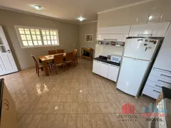 Casa com 3 Quartos à venda, 219m² no Jardim Miriam, Vinhedo - Foto 19