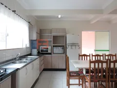 Casa com 4 Quartos para alugar, 160m² no Praia de Mariscal, Bombinhas - Foto 5