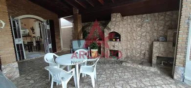 Casa com 4 Quartos à venda, 384m² no Perequê-Açu, Ubatuba - Foto 1